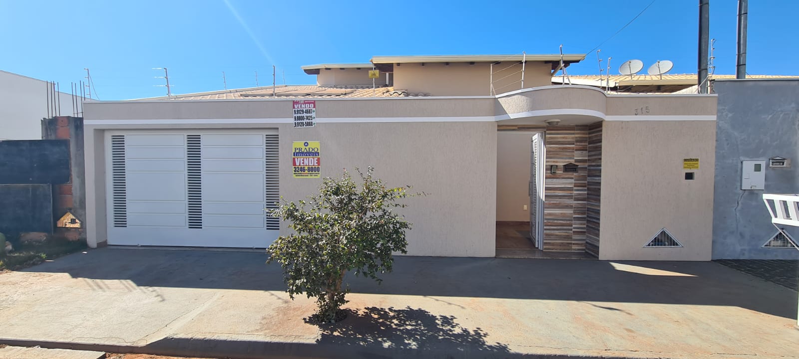 Casa Interlagos II – Araguari – MG