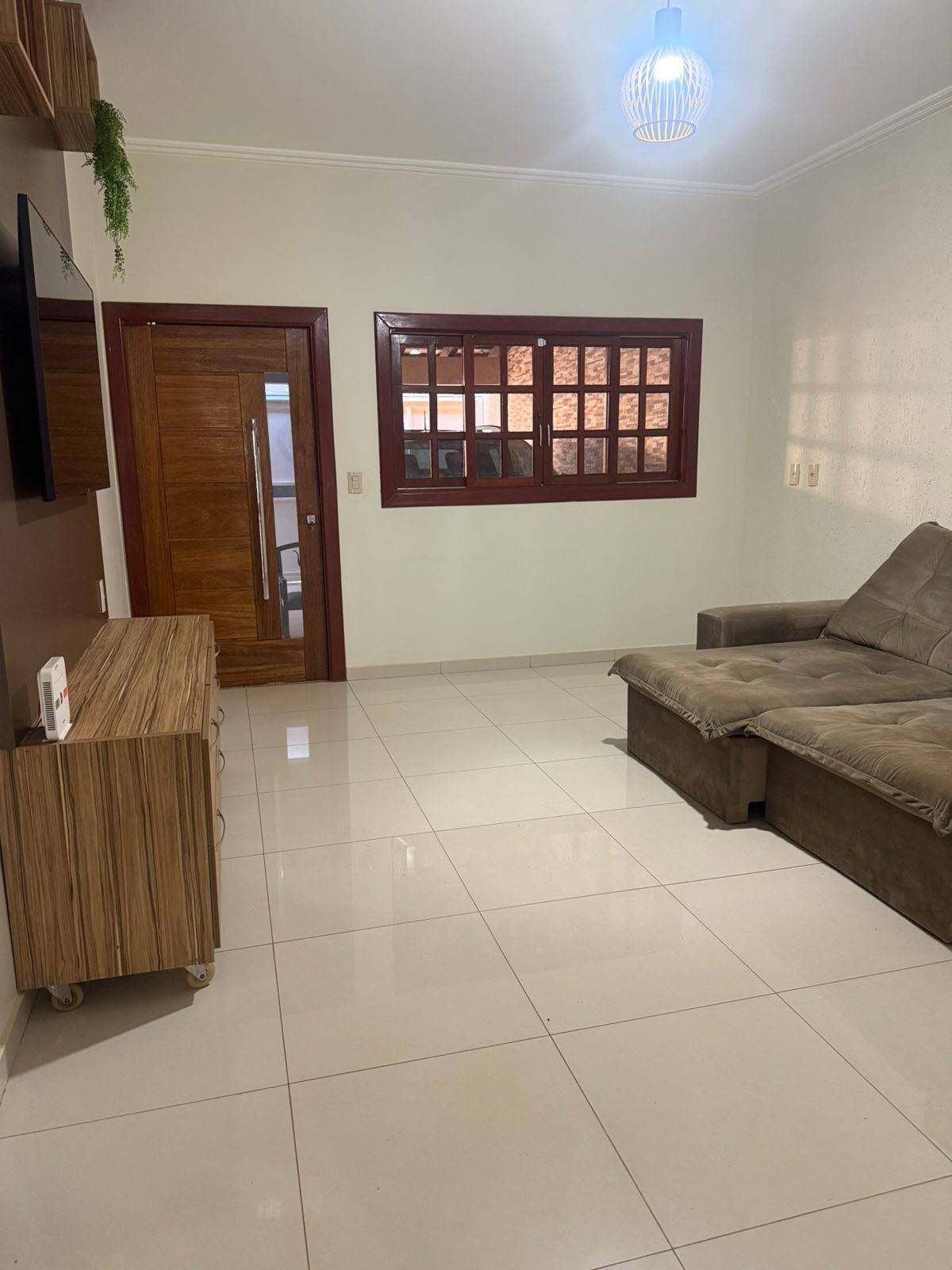 Casa Interlagos 1 com Piscina – Araguari – MG