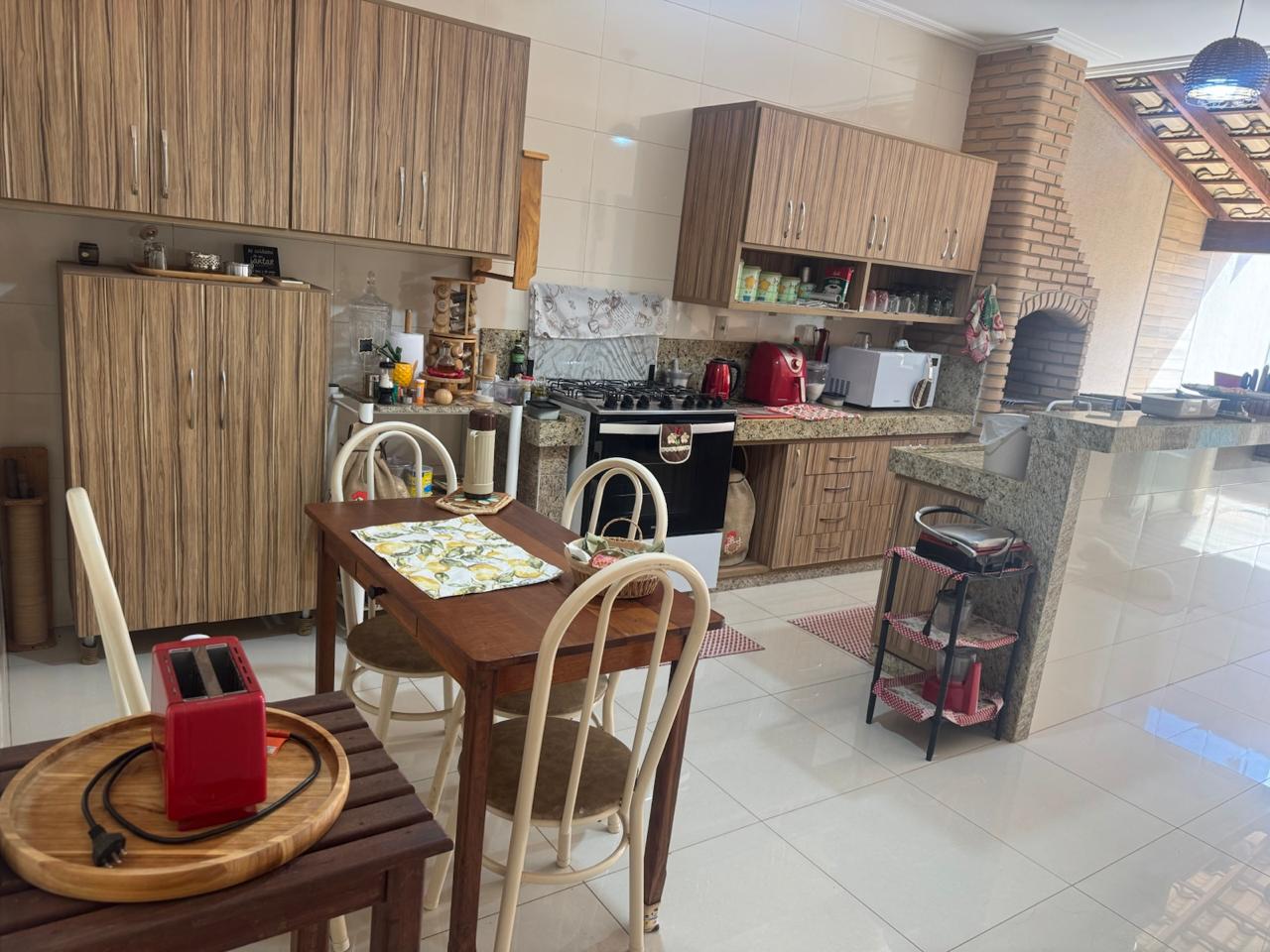 Casa Interlagos 1 com Piscina – Araguari – MG