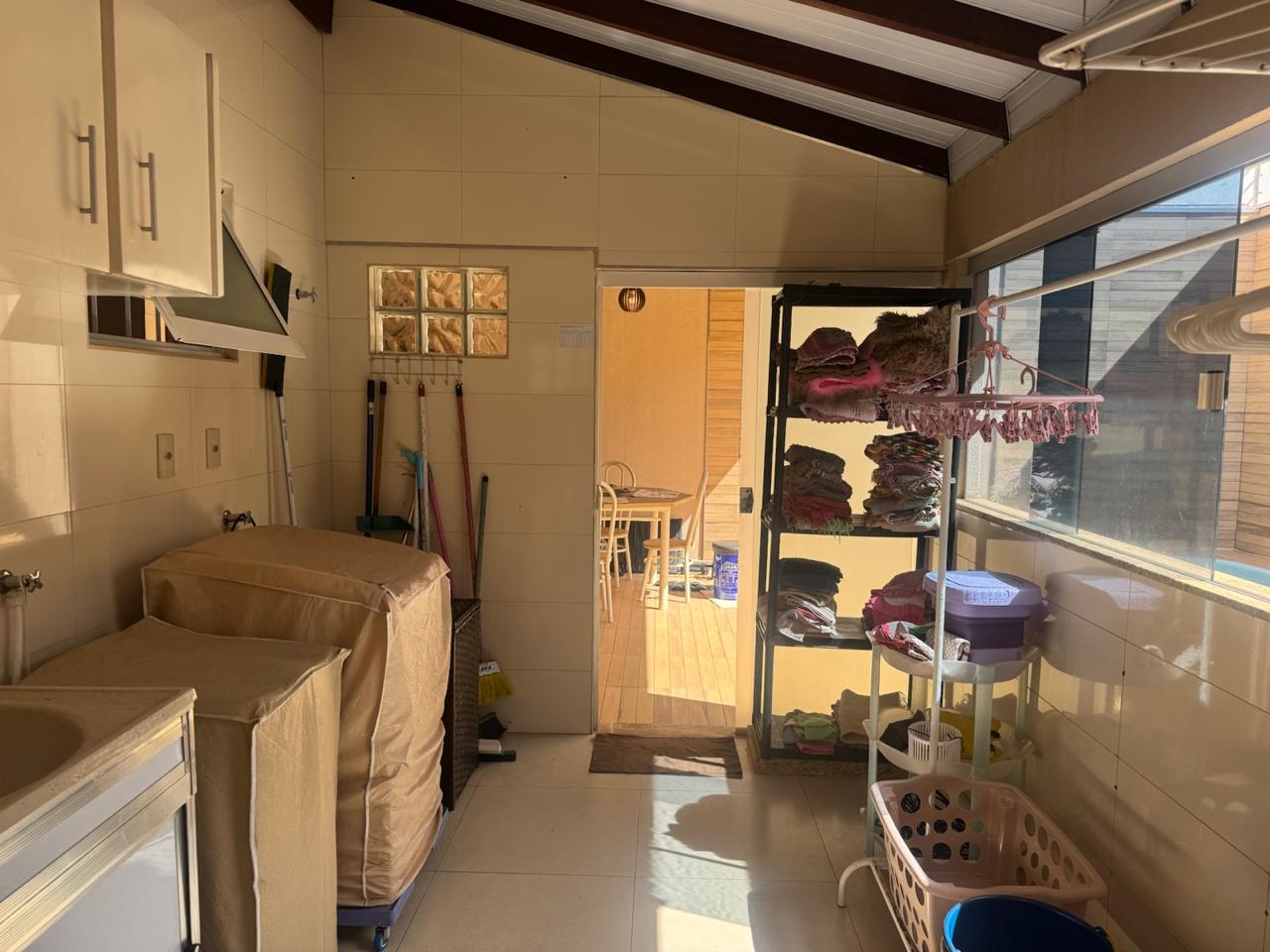 Casa Interlagos 1 com Piscina – Araguari – MG