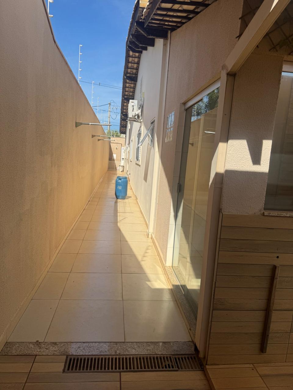 Casa Interlagos 1 com Piscina – Araguari – MG