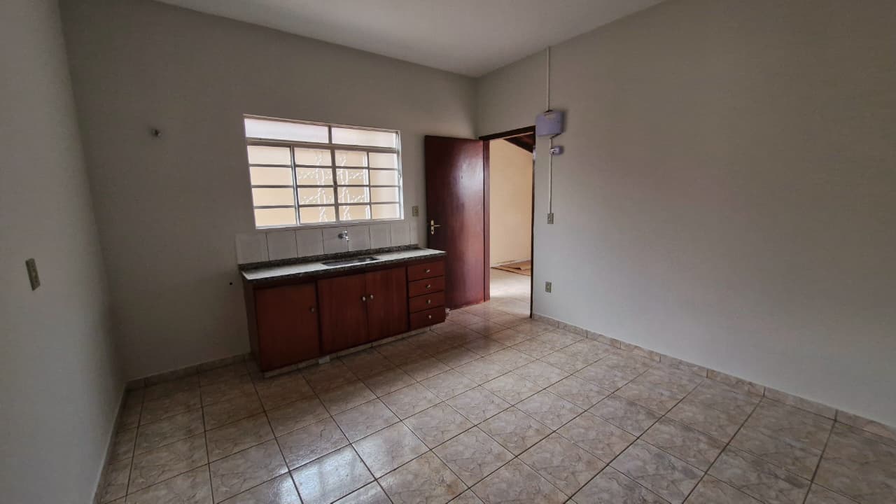 Casa Bairro Paineiras – Araguari – MG