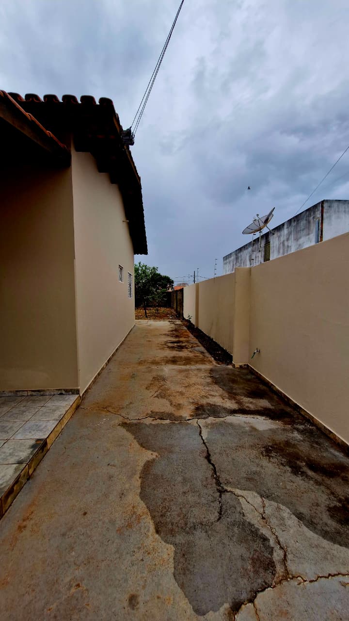 Casa Bairro Paineiras – Araguari – MG