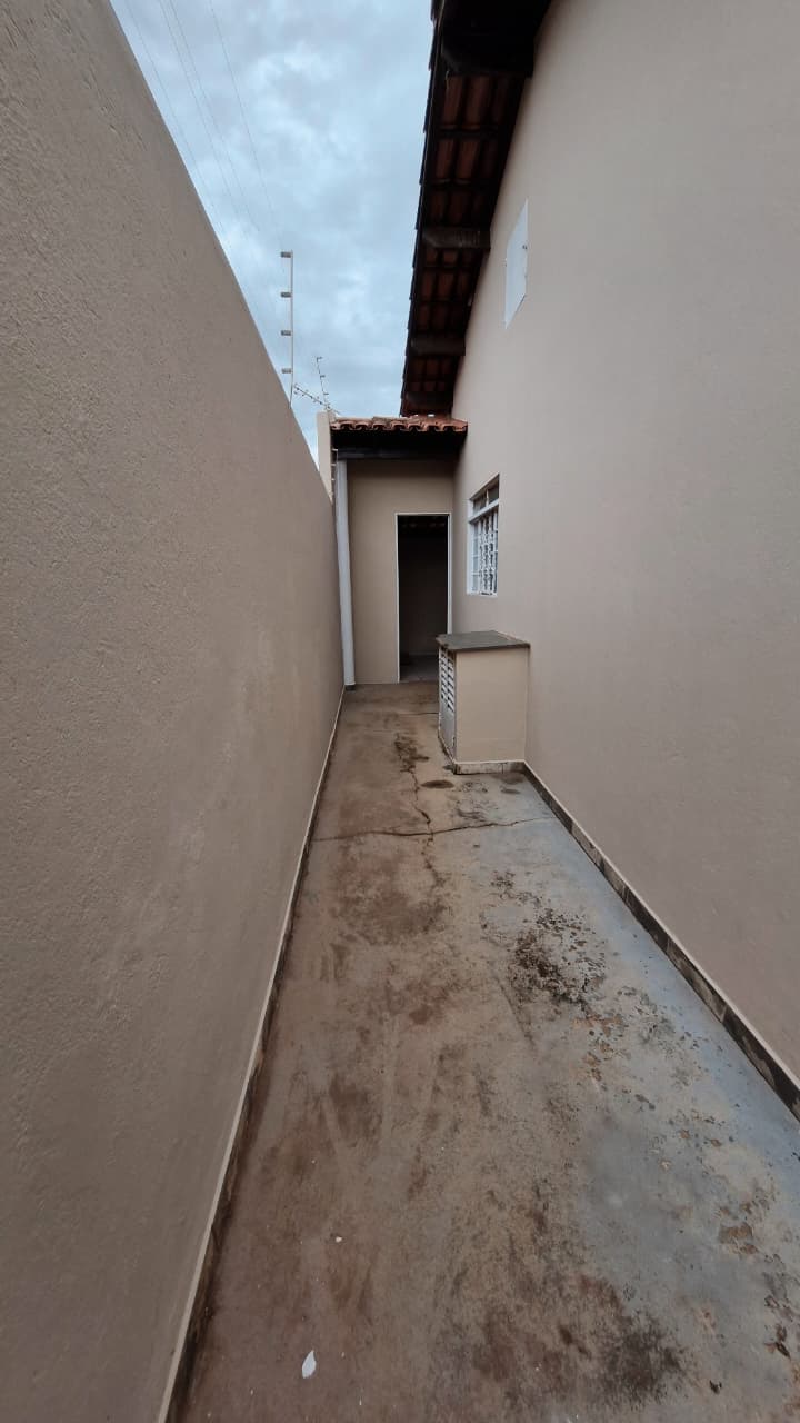 Casa Bairro Paineiras – Araguari – MG
