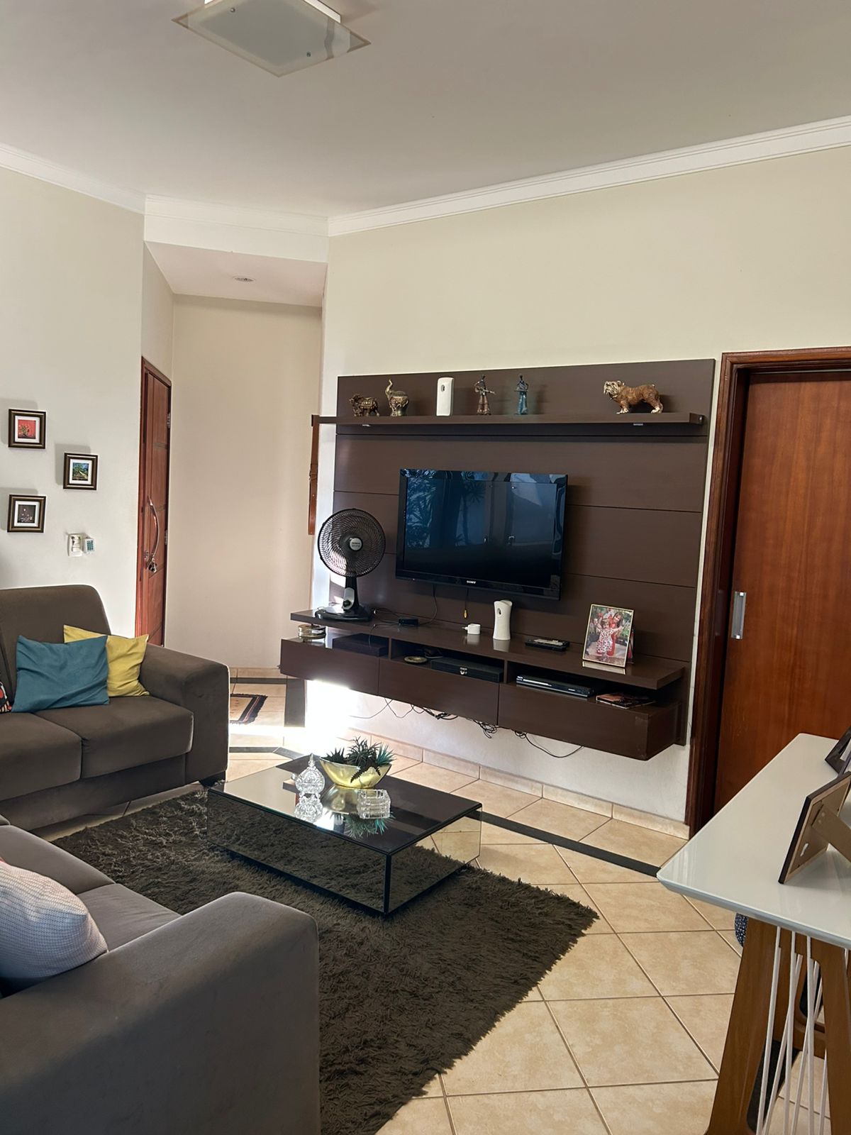 Casa 250m² – Bairro Bosque – Araguari MG