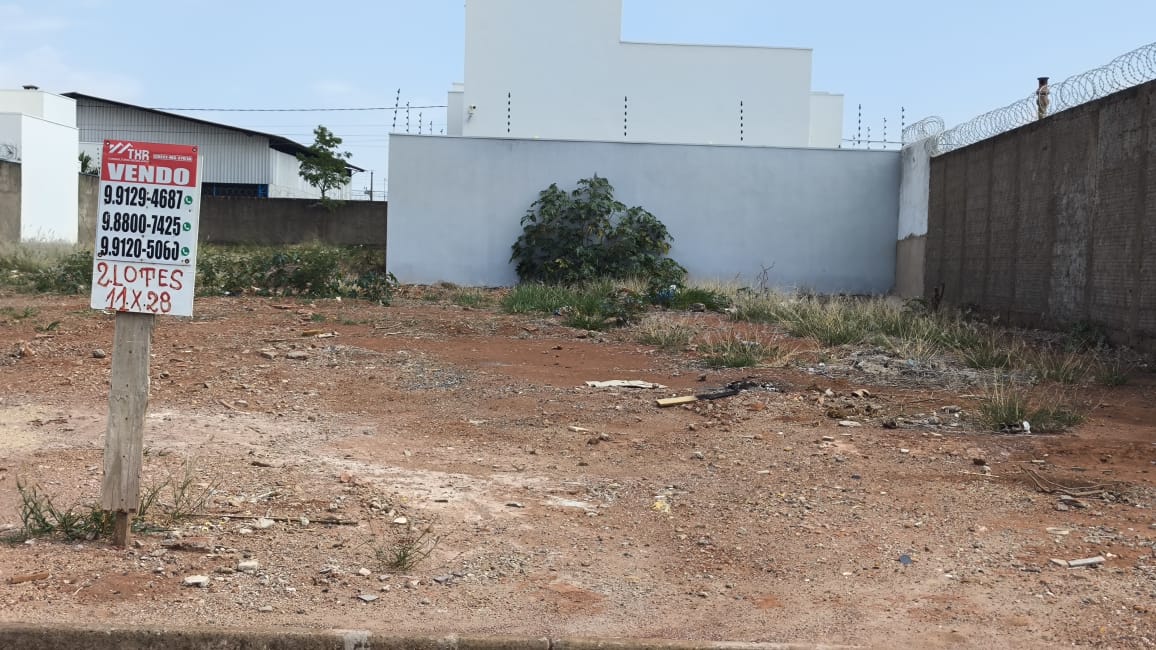 Terreno (11×28) Gran Ville – Araguari – MG