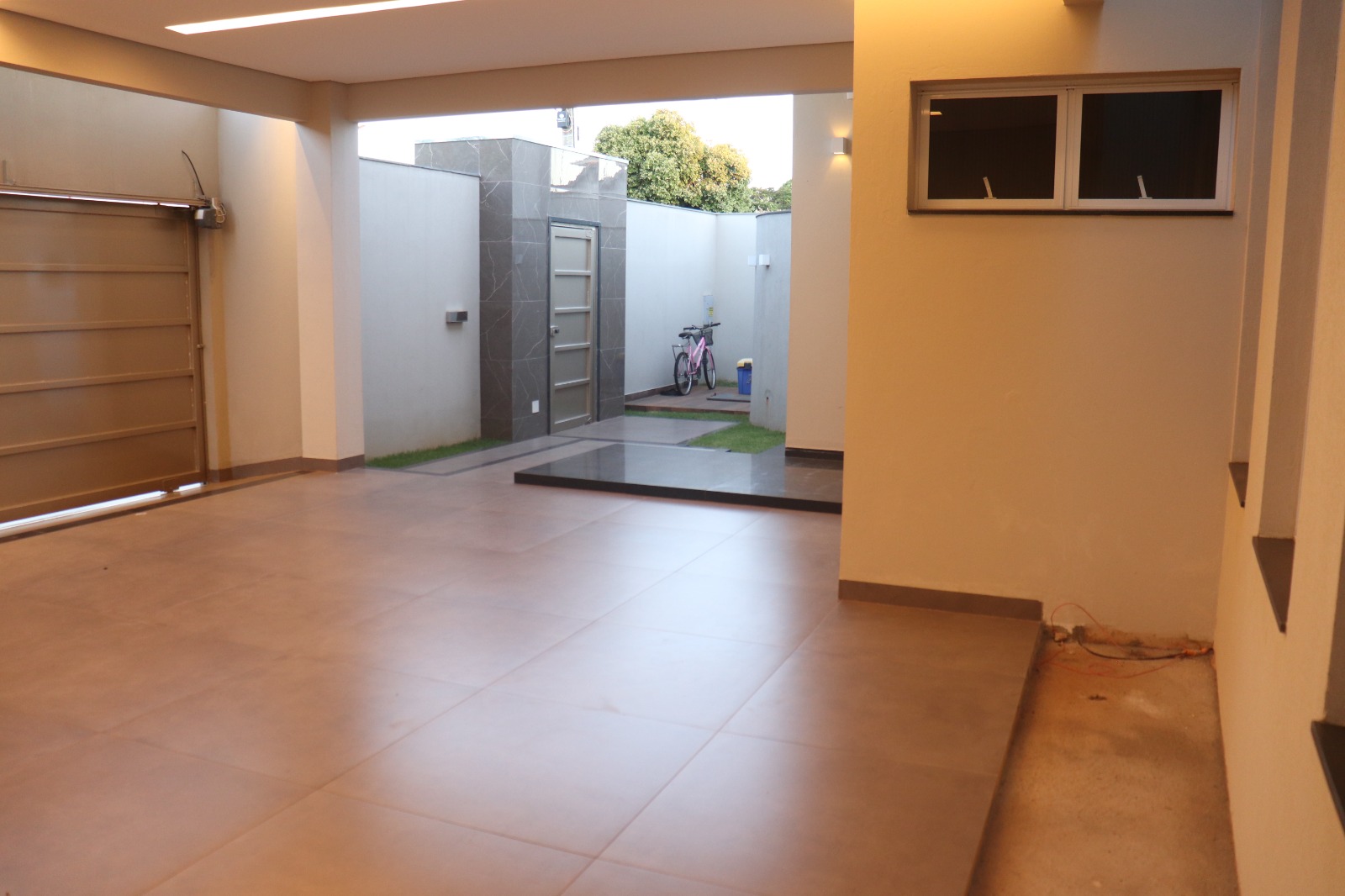 Casa 750m² – Bairro Santiago – Araguari – MG