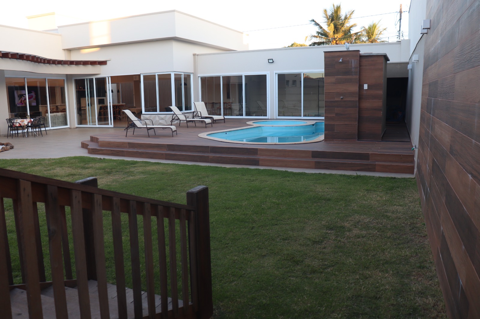 Casa 750m² – Bairro Santiago – Araguari – MG