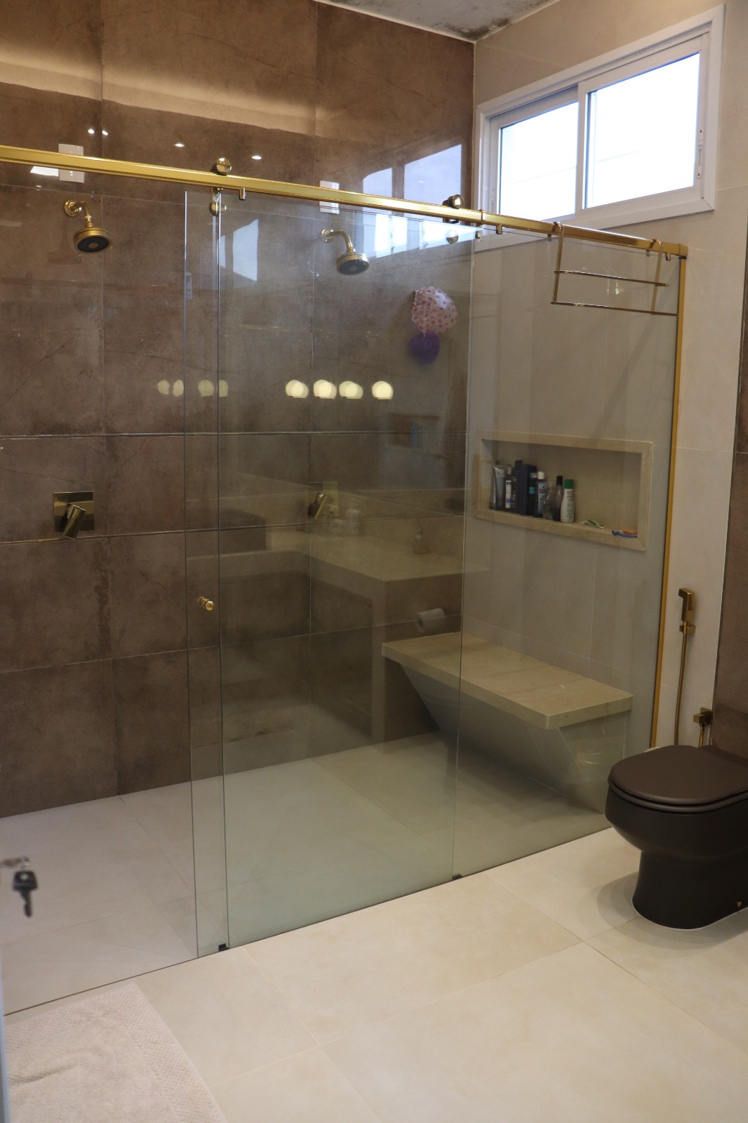 Casa 750m² – Bairro Santiago – Araguari – MG