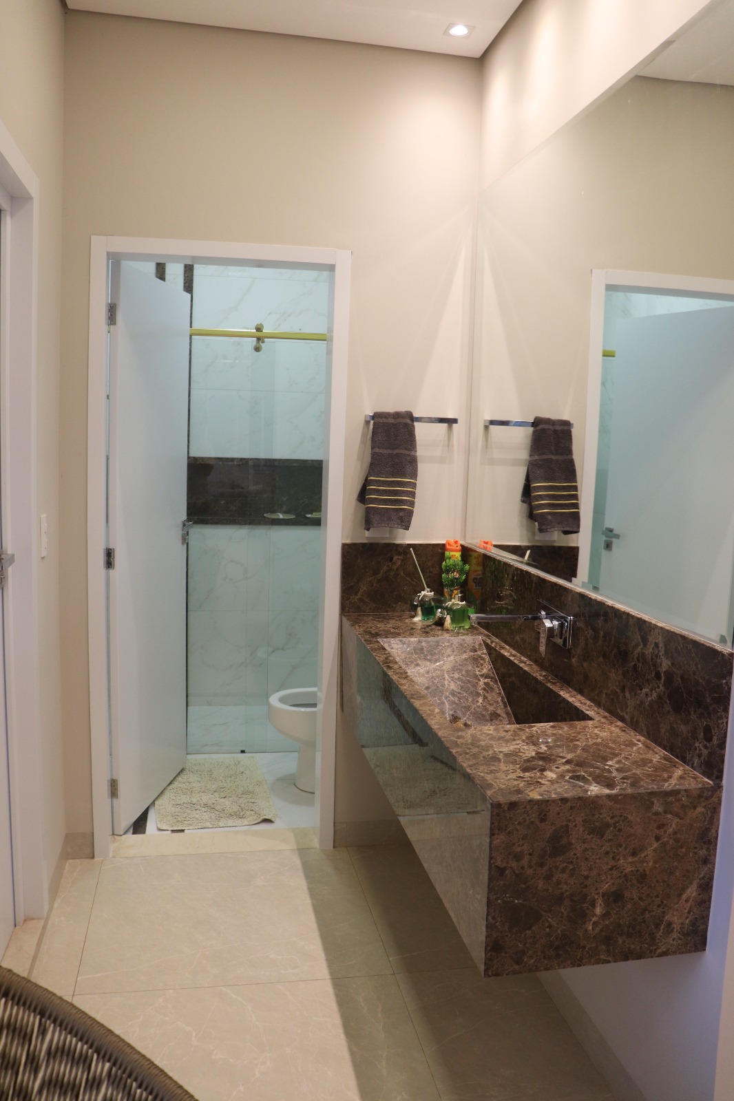 Casa 750m² – Bairro Santiago – Araguari – MG