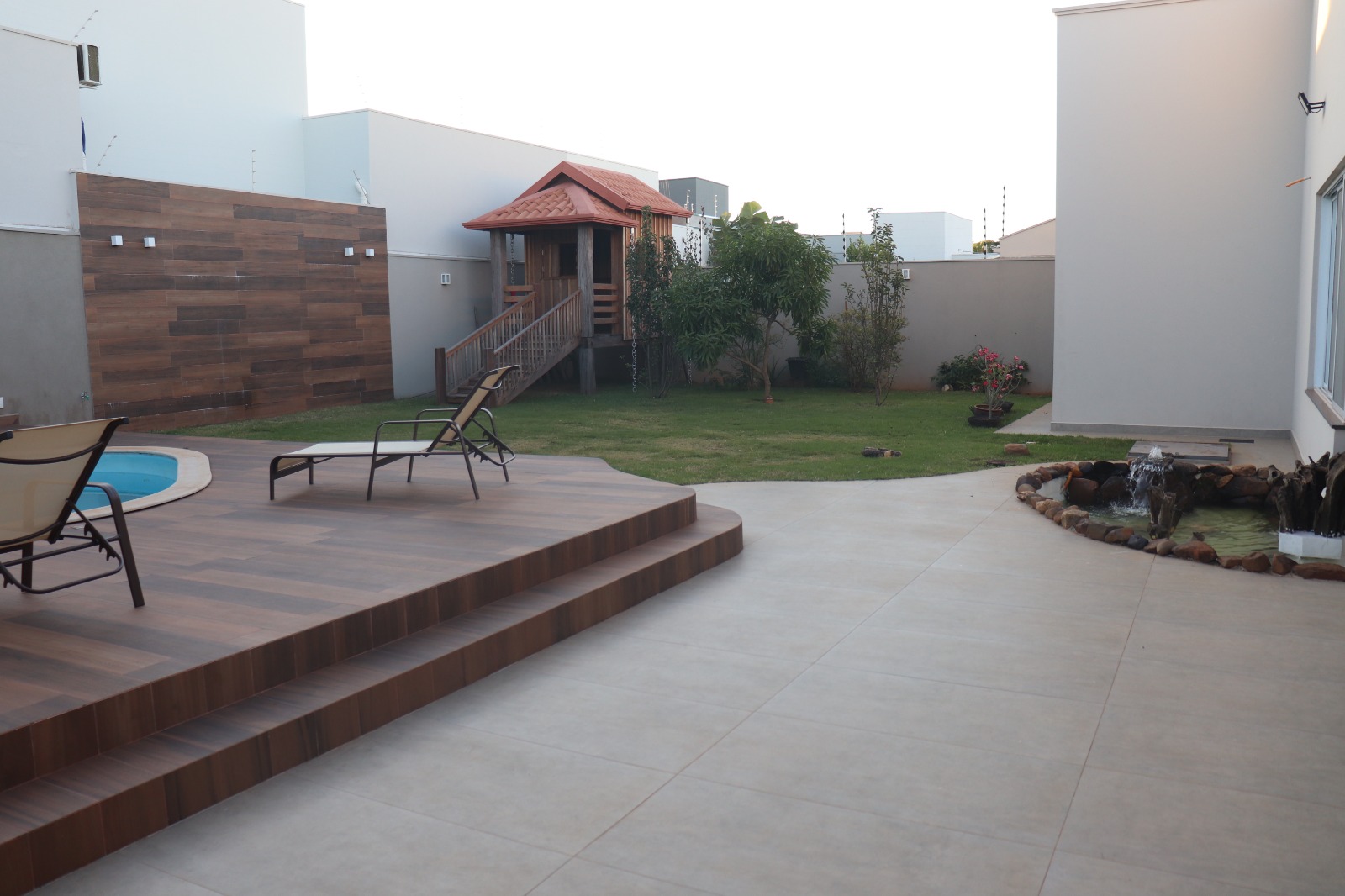 Casa 750m² – Bairro Santiago – Araguari – MG