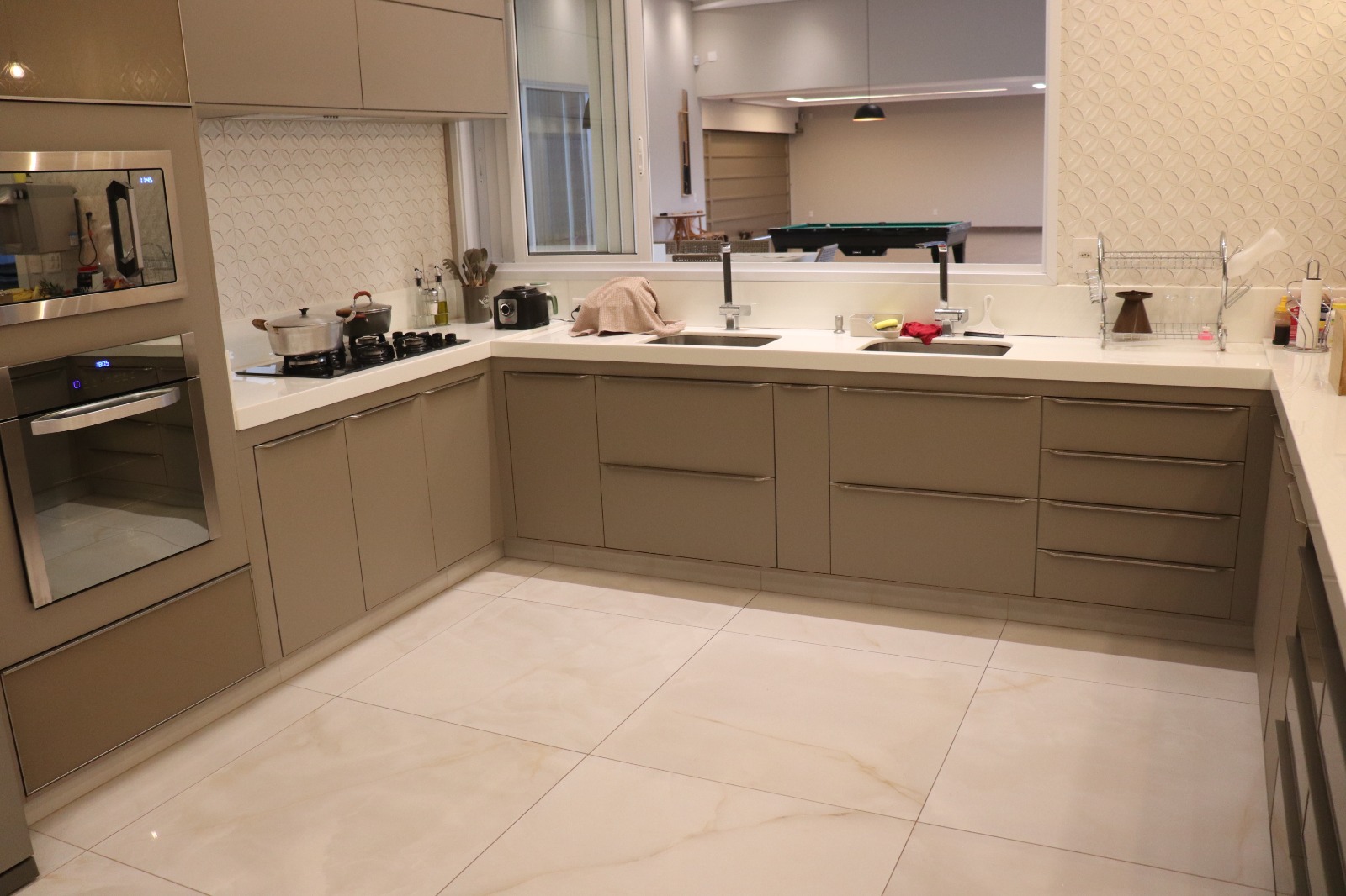 Casa 750m² – Bairro Santiago – Araguari – MG