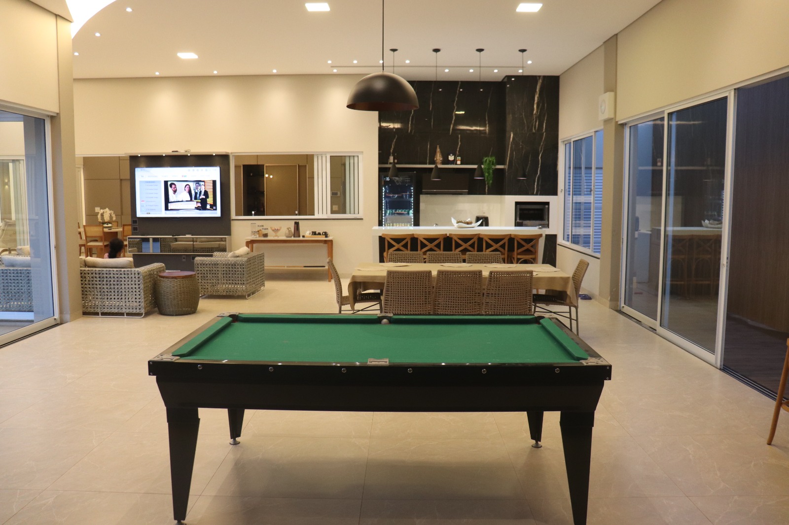 Casa 750m² – Bairro Santiago – Araguari – MG