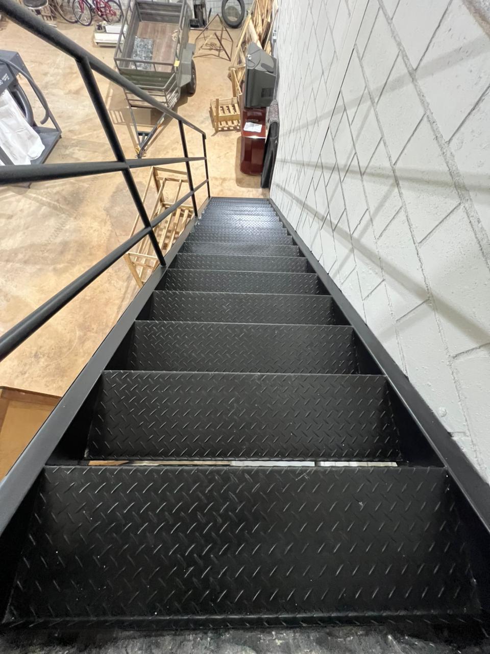 Barracão para Locação 370m² – Bairro Fátima – Araguari – MG