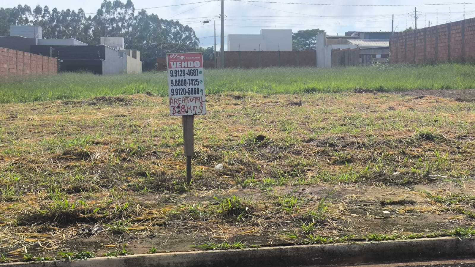 Terreno Bairro Jardim Botânico (318,35m²) – Araguari – MG