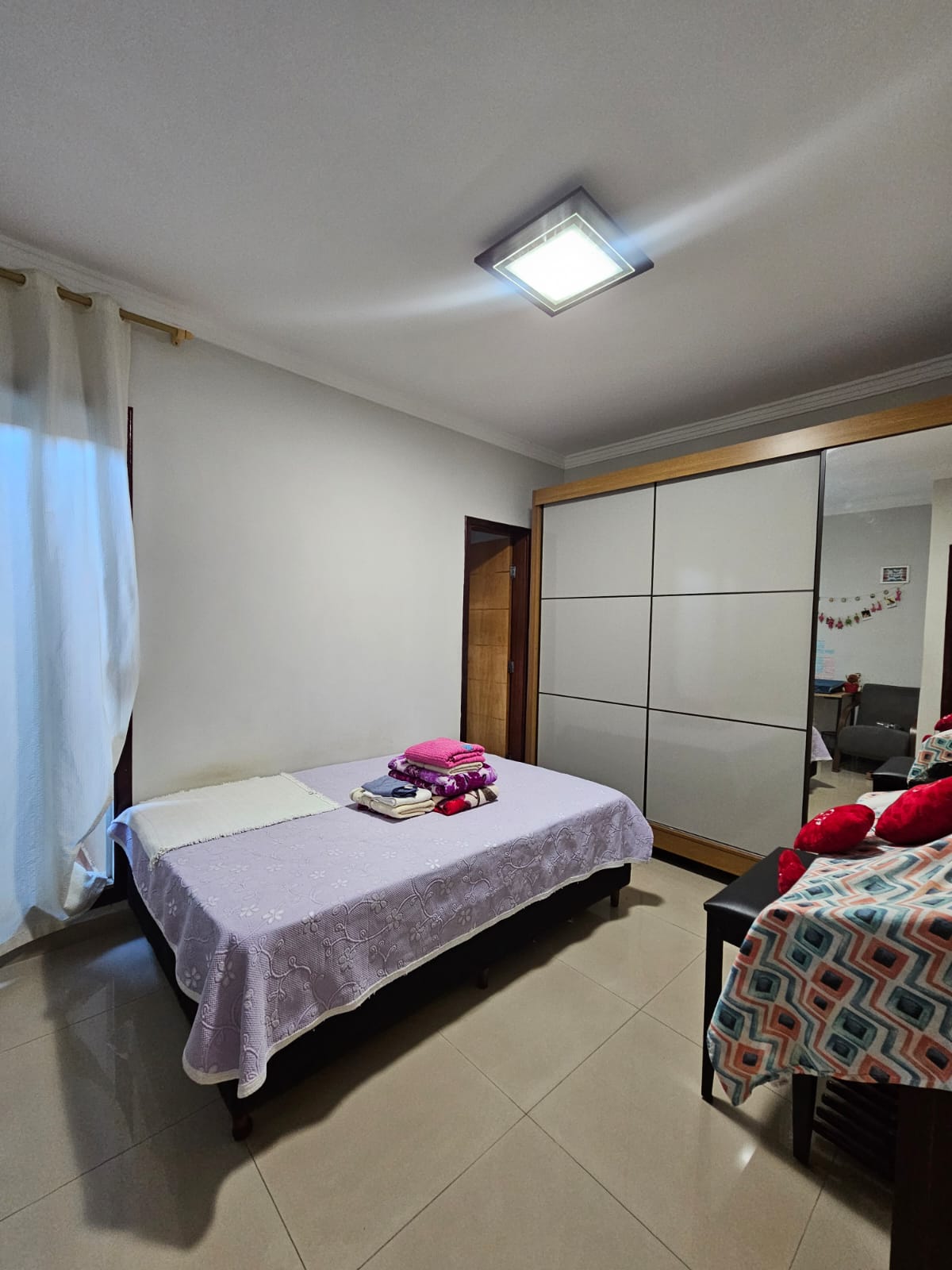 Casa Bairro Goiás – Araguari – MG