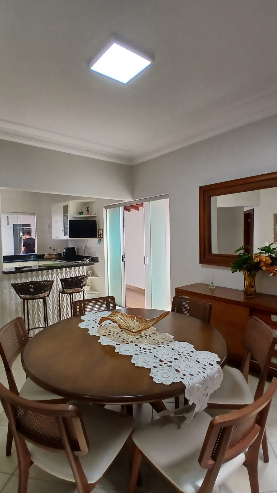 Casa Bairro Santa Helena – Araguari – MG