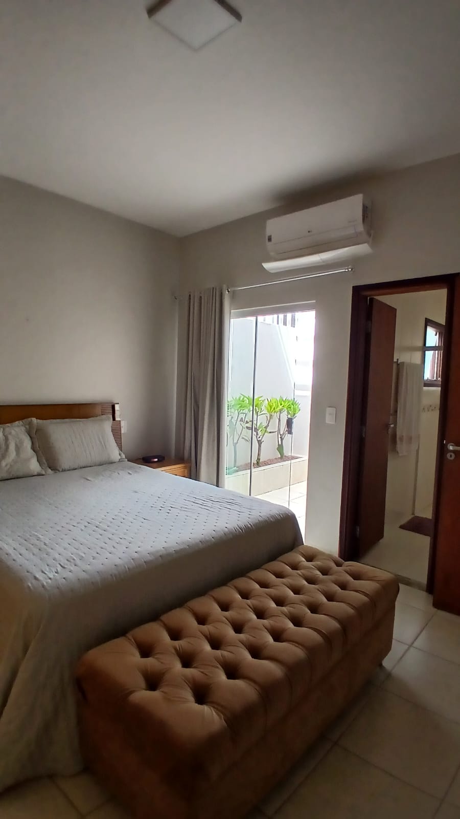 Casa Bairro Santa Helena – Araguari – MG