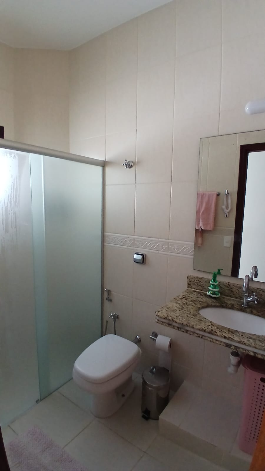 Casa Bairro Santa Helena – Araguari – MG