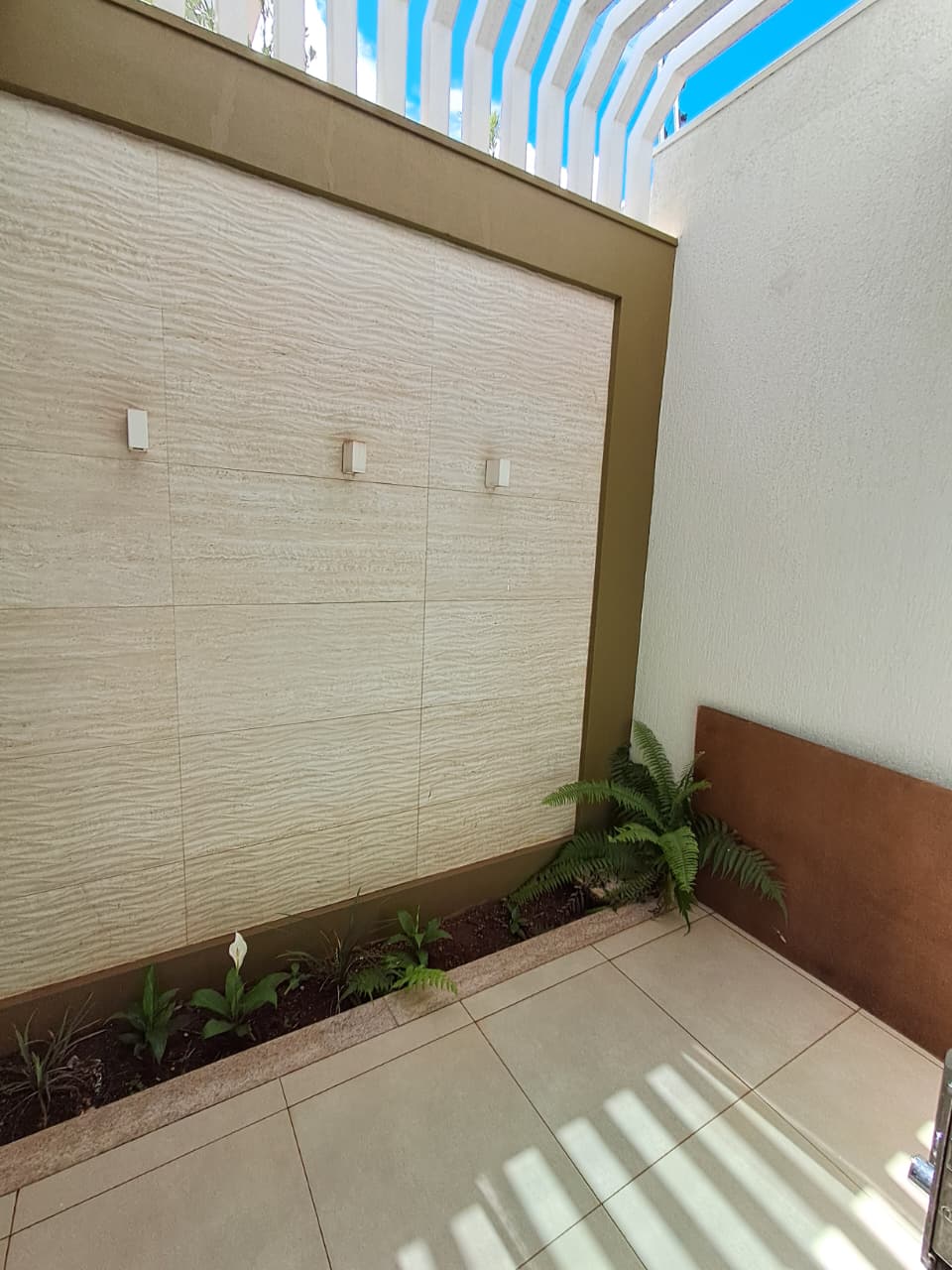 Casa Bairro Interlagos 2 – Araguari – MG