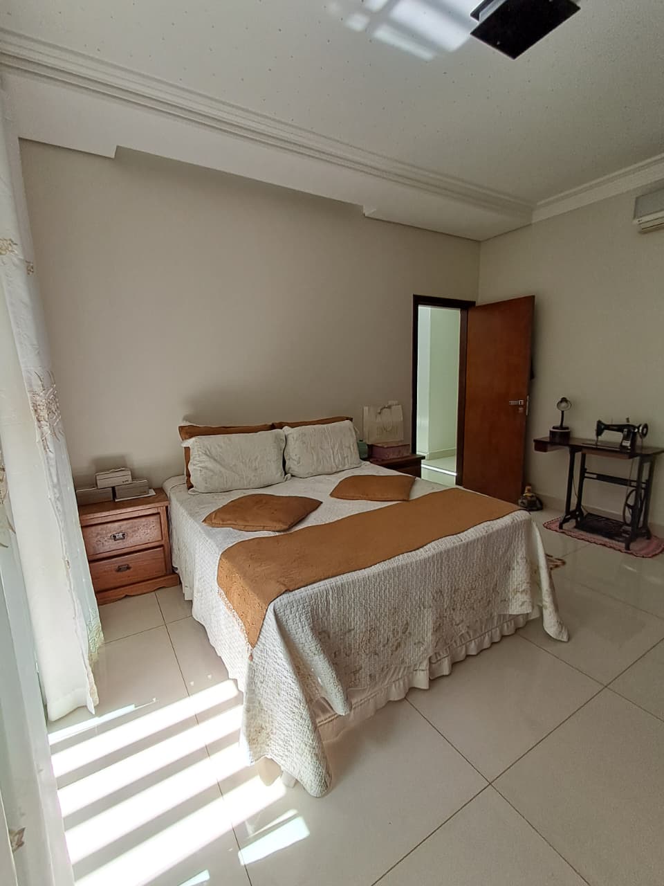 Casa Bairro Interlagos 2 – Araguari – MG