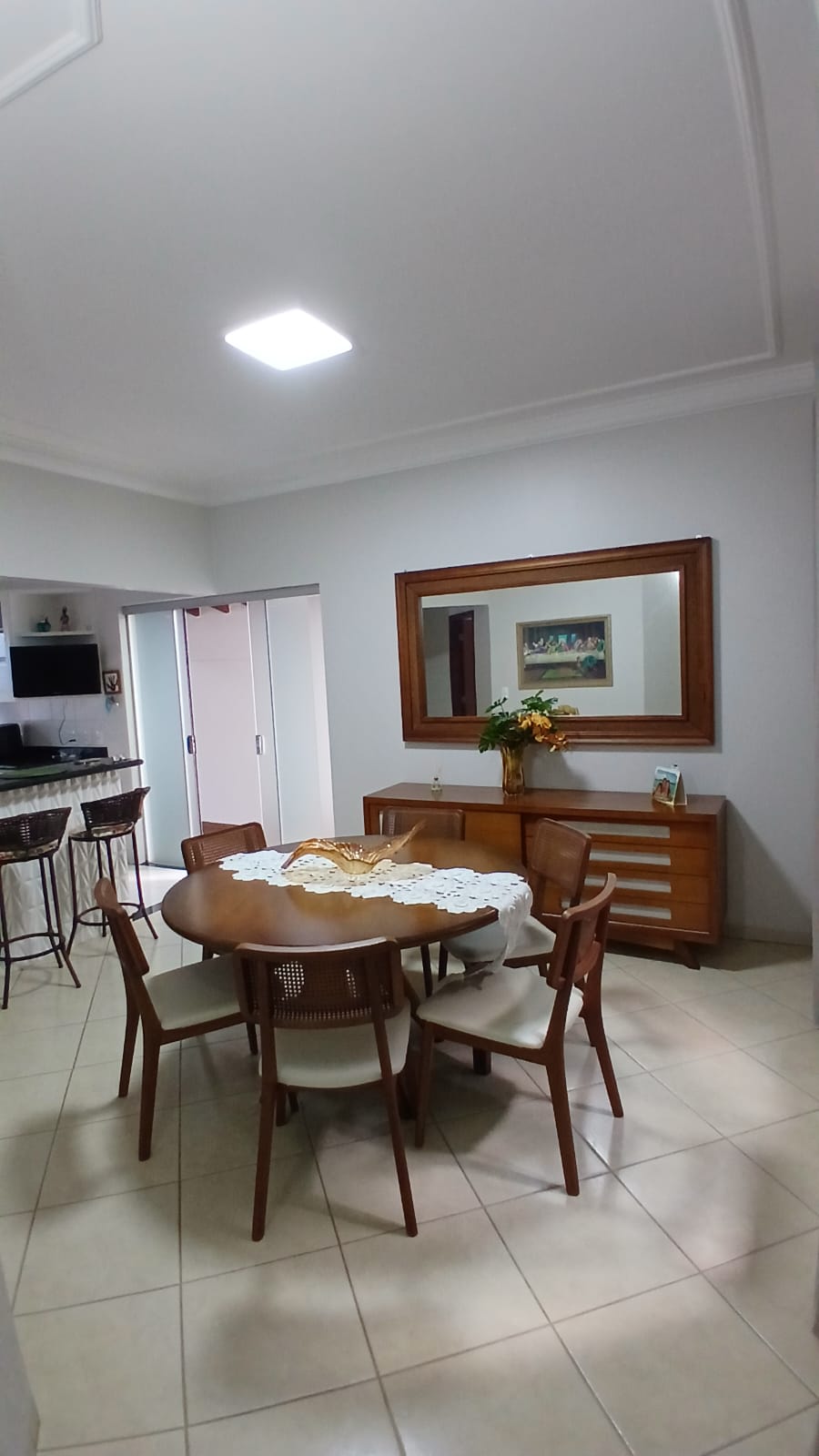 Casa Bairro Santa Helena – Araguari – MG