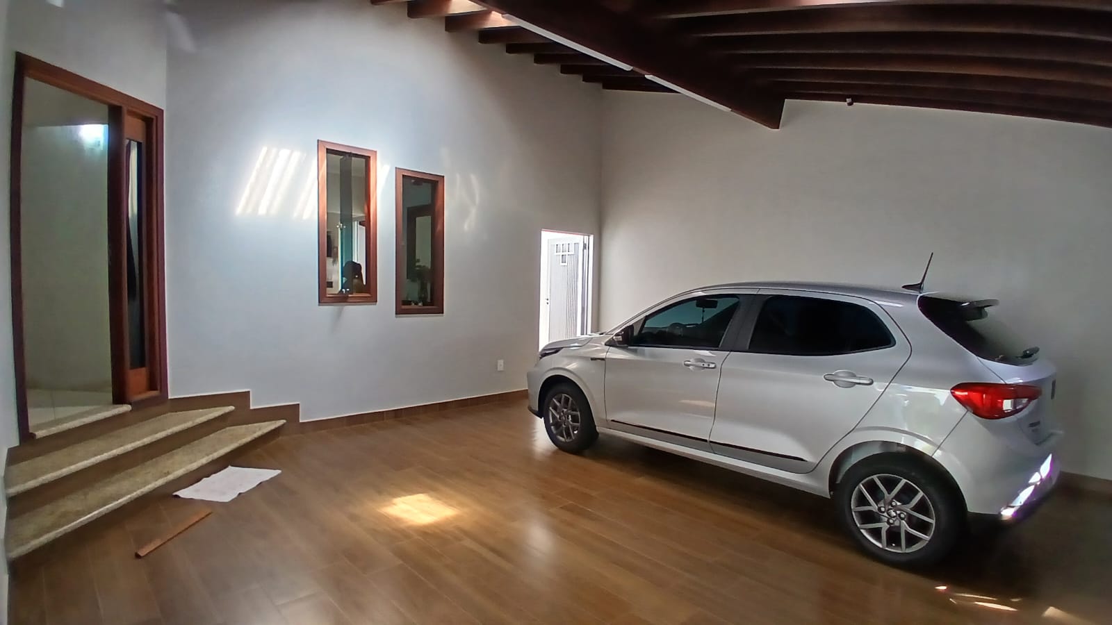 Casa Bairro Santa Helena – Araguari – MG