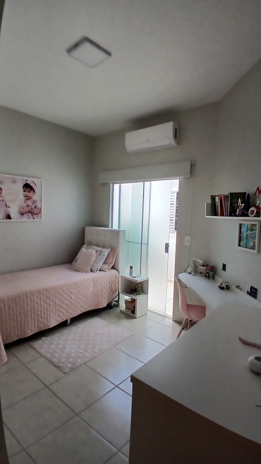 Casa Bairro Santa Helena – Araguari – MG