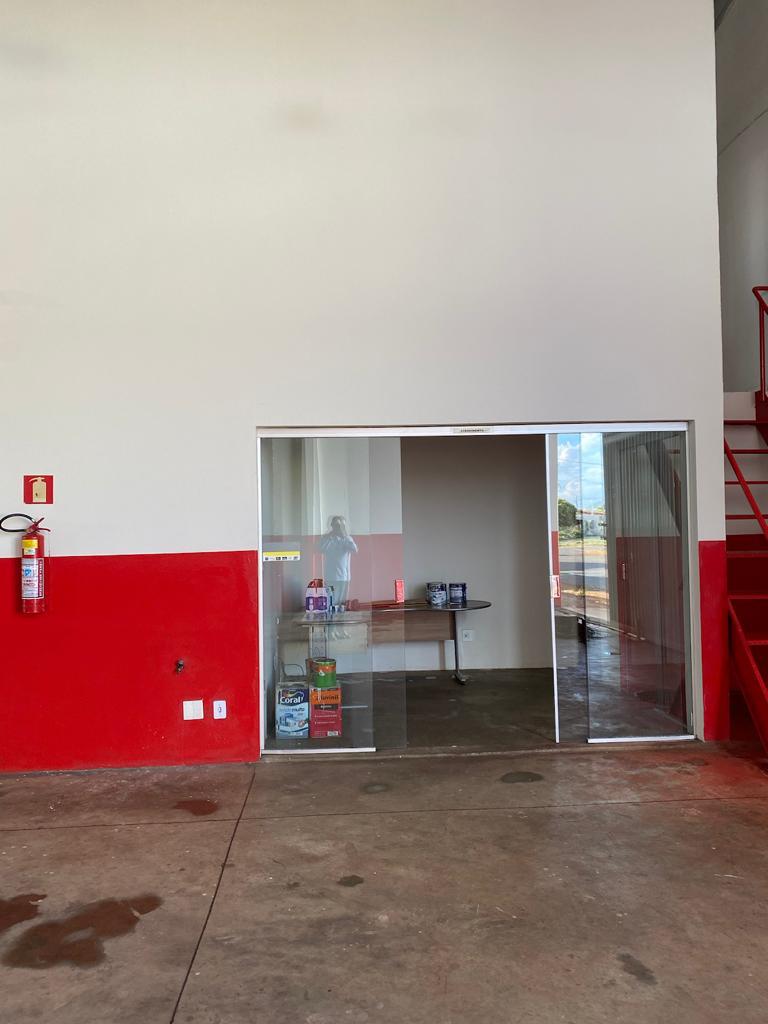 Galpão Comercial 306m² Parque Flamboyants – Araguari-MG