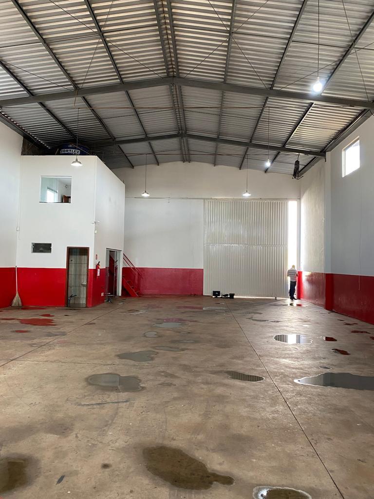 Galpão Comercial 306m² Parque Flamboyants – Araguari-MG