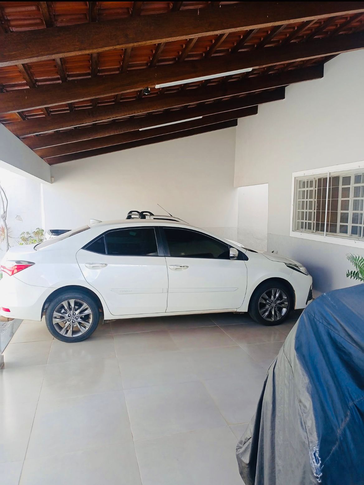 Casa Alto Padrão 320m² – Bairro Sibipiruna – Araguari – MG