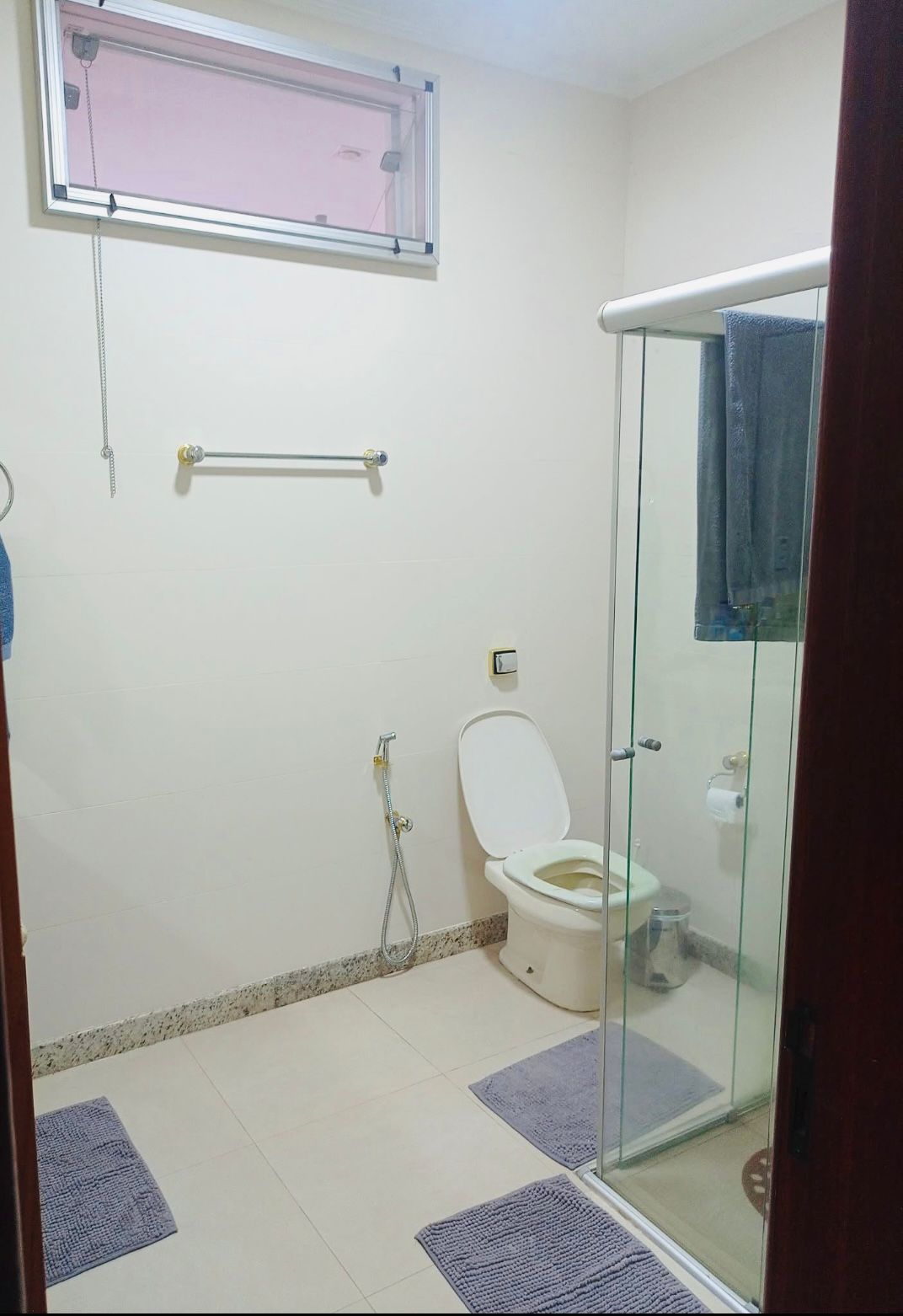 Casa Alto Padrão 320m² – Bairro Sibipiruna – Araguari – MG