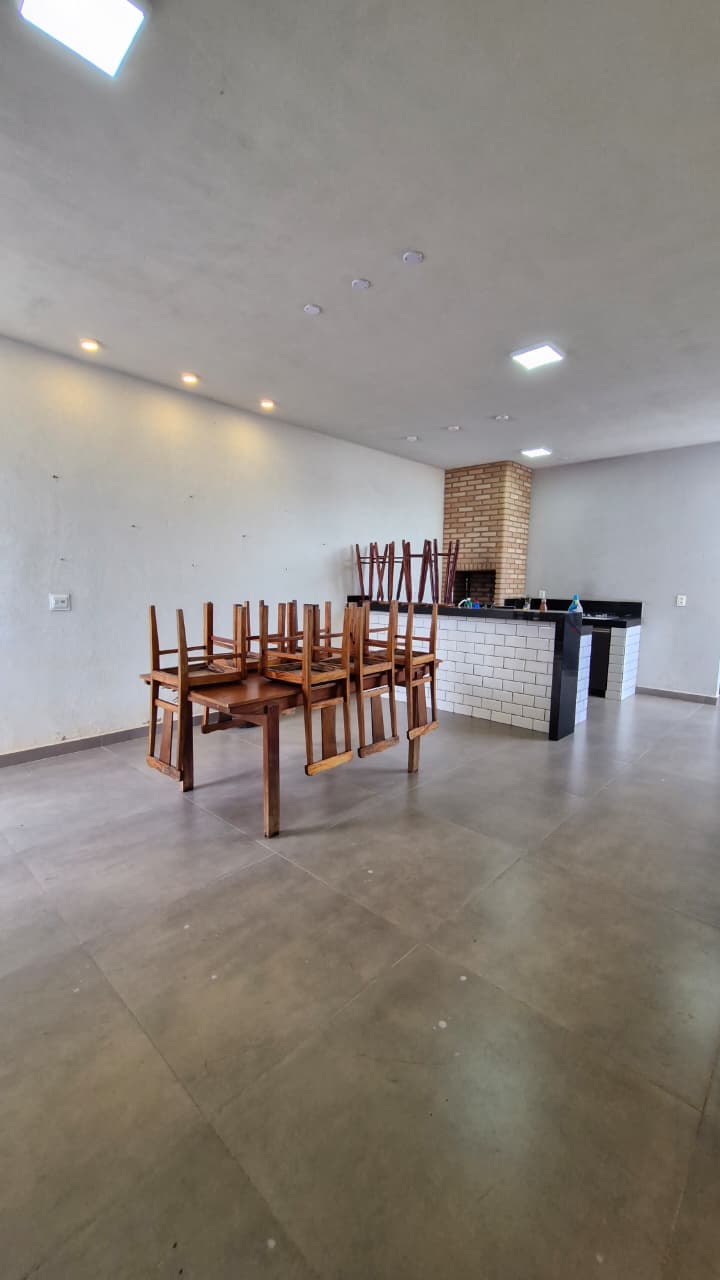 Casa Rua Londres – Bairro Gran Ville – Araguari-MG