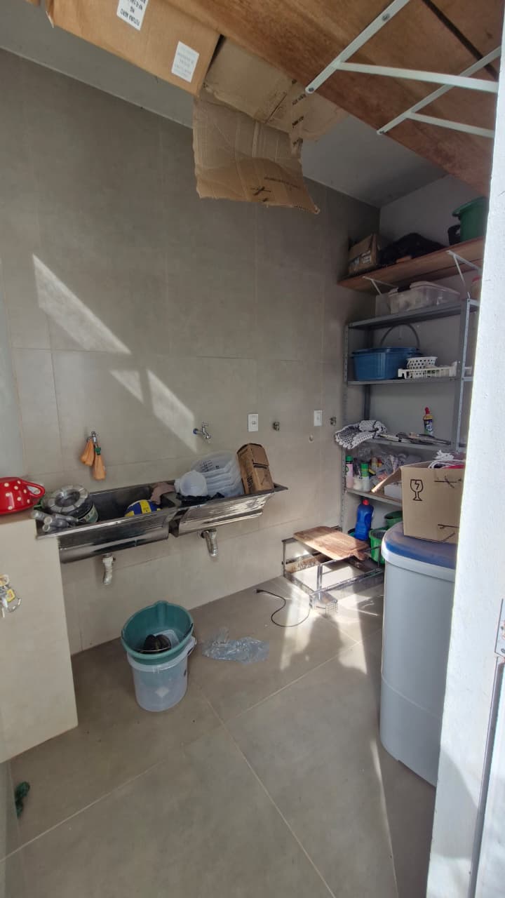 Casa Rua Londres – Bairro Gran Ville – Araguari-MG