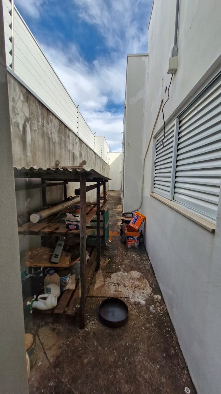 Casa Rua Londres – Bairro Gran Ville – Araguari-MG