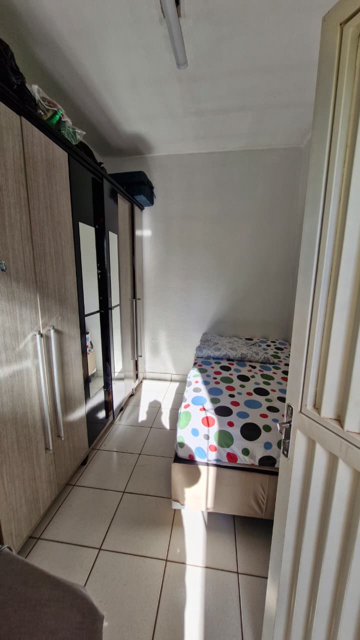 Casa Bairro Santa Helena – Araguari – MG
