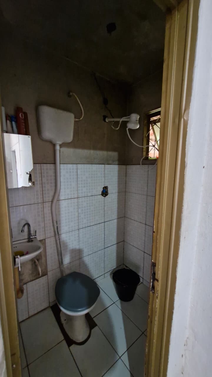 Casa Bairro Maria Eugênia – Araguari – MG