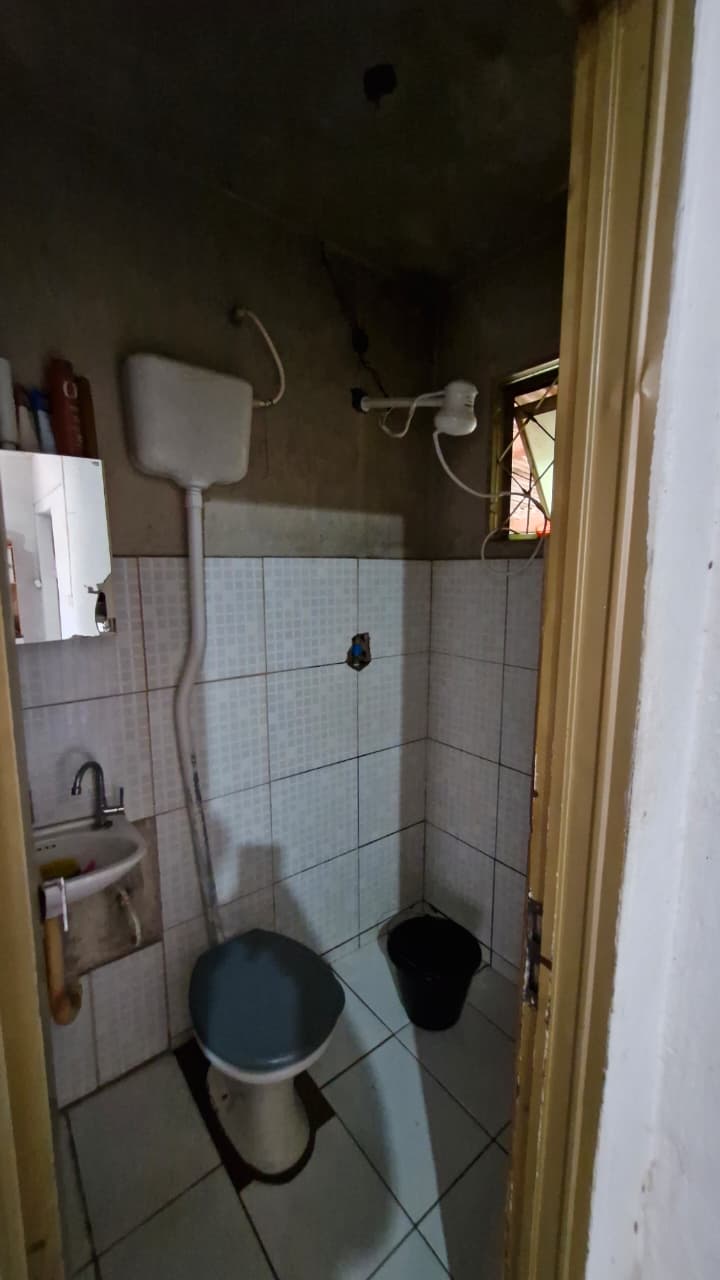 Casa Bairro Maria Eugênia – Araguari – MG