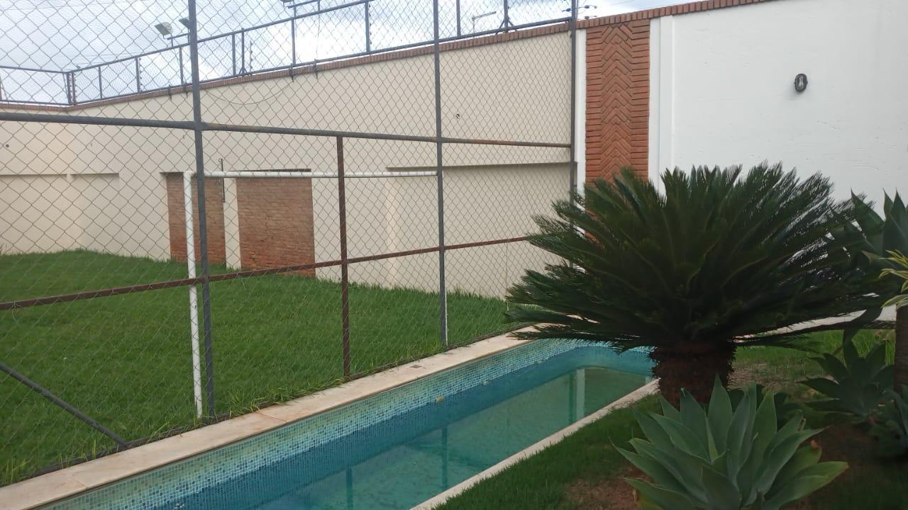 Casa Alto Padrão – Bairro Centro – Araguari – MG