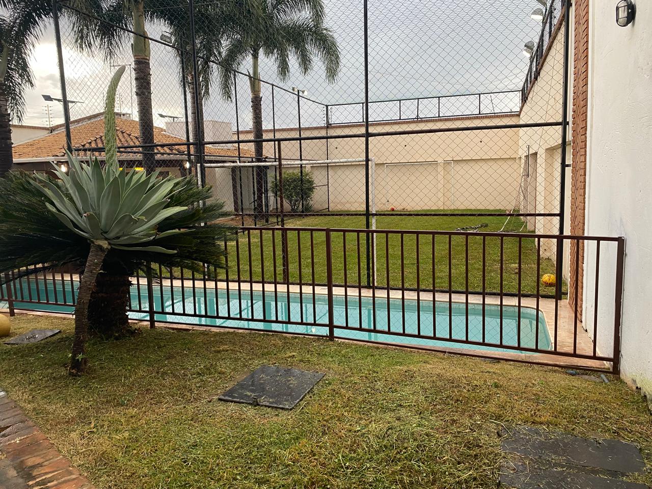 Casa Alto Padrão – Bairro Centro – Araguari – MG