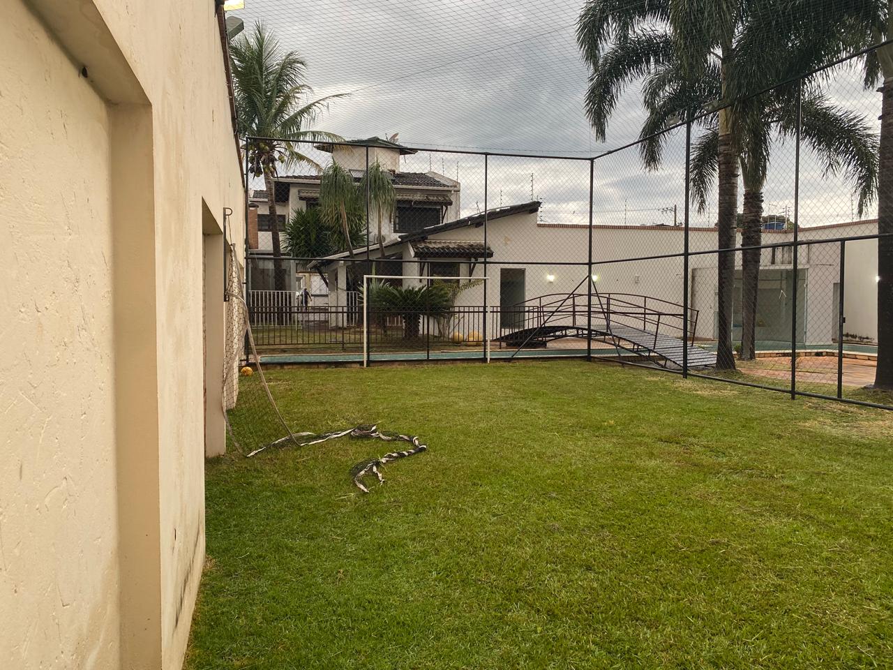 Casa Alto Padrão – Bairro Centro – Araguari – MG