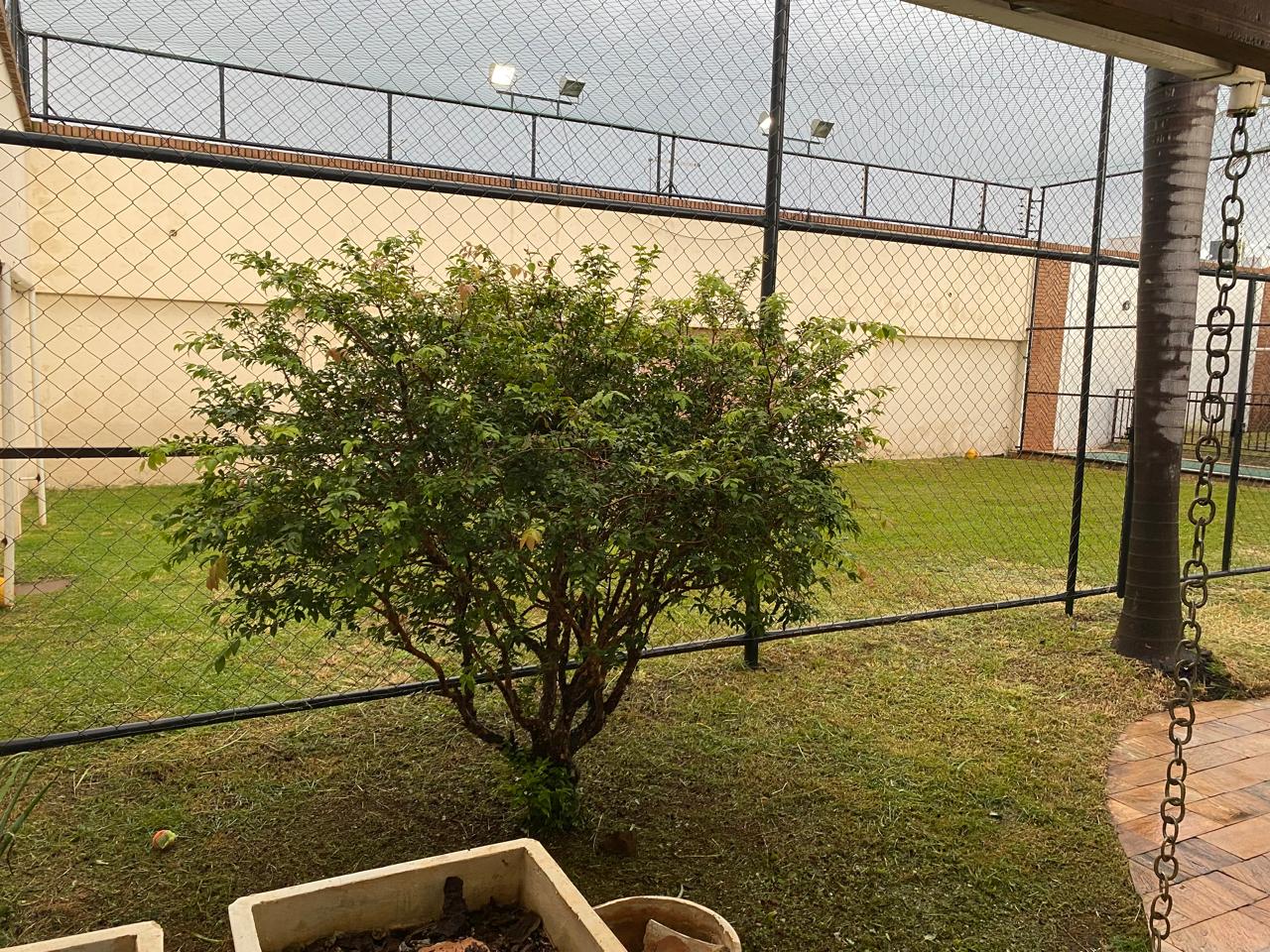 Casa Alto Padrão – Bairro Centro – Araguari – MG