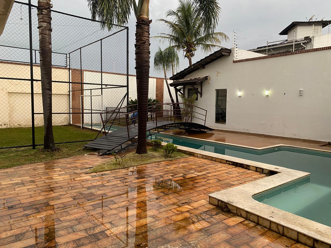 Casa Alto Padrão – Bairro Centro – Araguari – MG