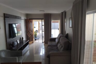 Casa 3 Quartos – Bairro Miranda – Araguari – MG