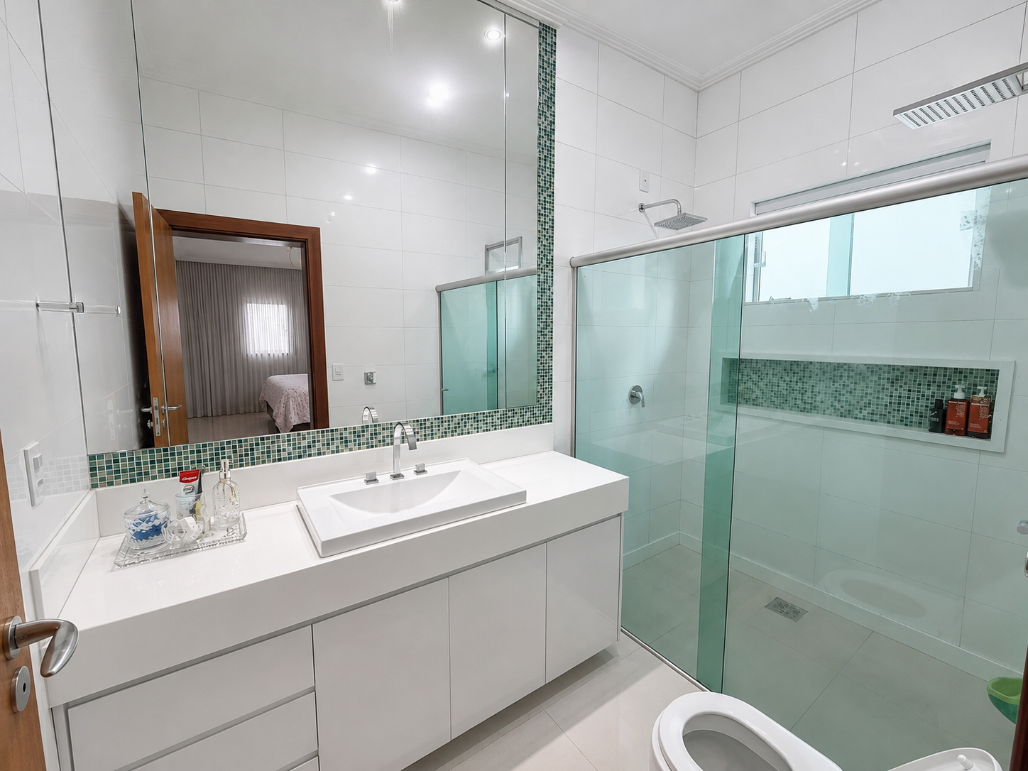 Casa Moderna à Venda no Bairro Interlagos III – Araguari – MG