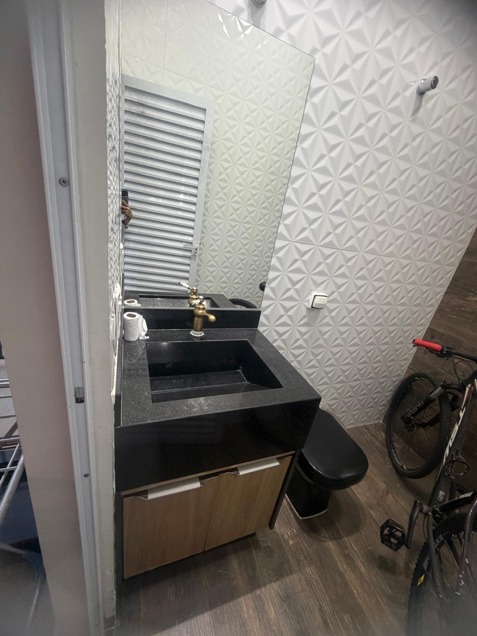 Casa de Alto Padrão à Venda no Jardim Interlagos 3 – Araguari – MG